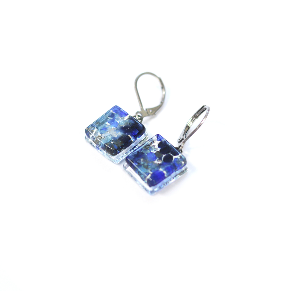 Boucle d'oreille à motif suspendu | Choisissez votre couleur