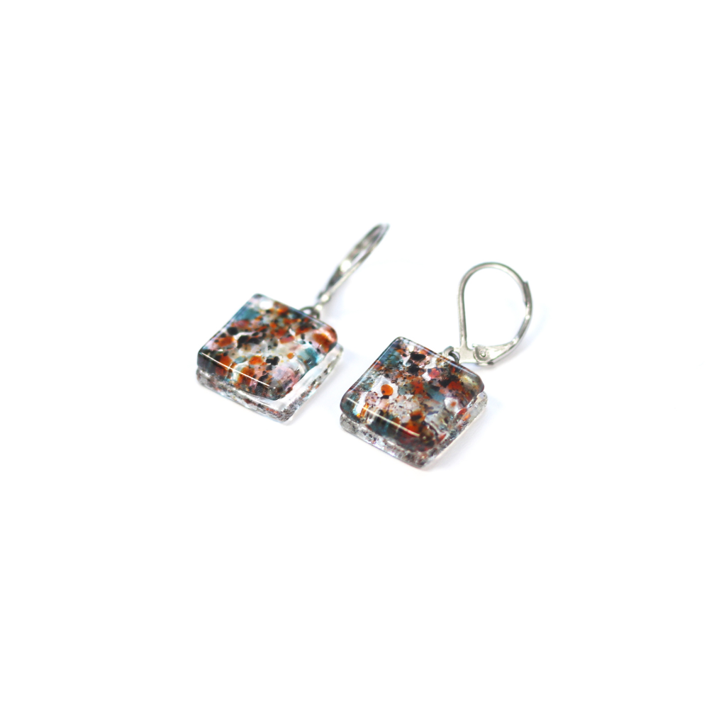 Boucle d'oreille à motif suspendu | Choisissez votre couleur