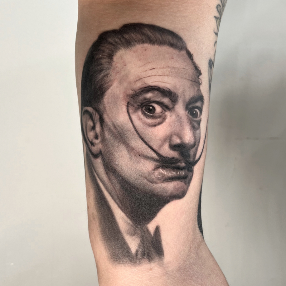 Ébauche de tatouage - ARAKNA Arts corporels