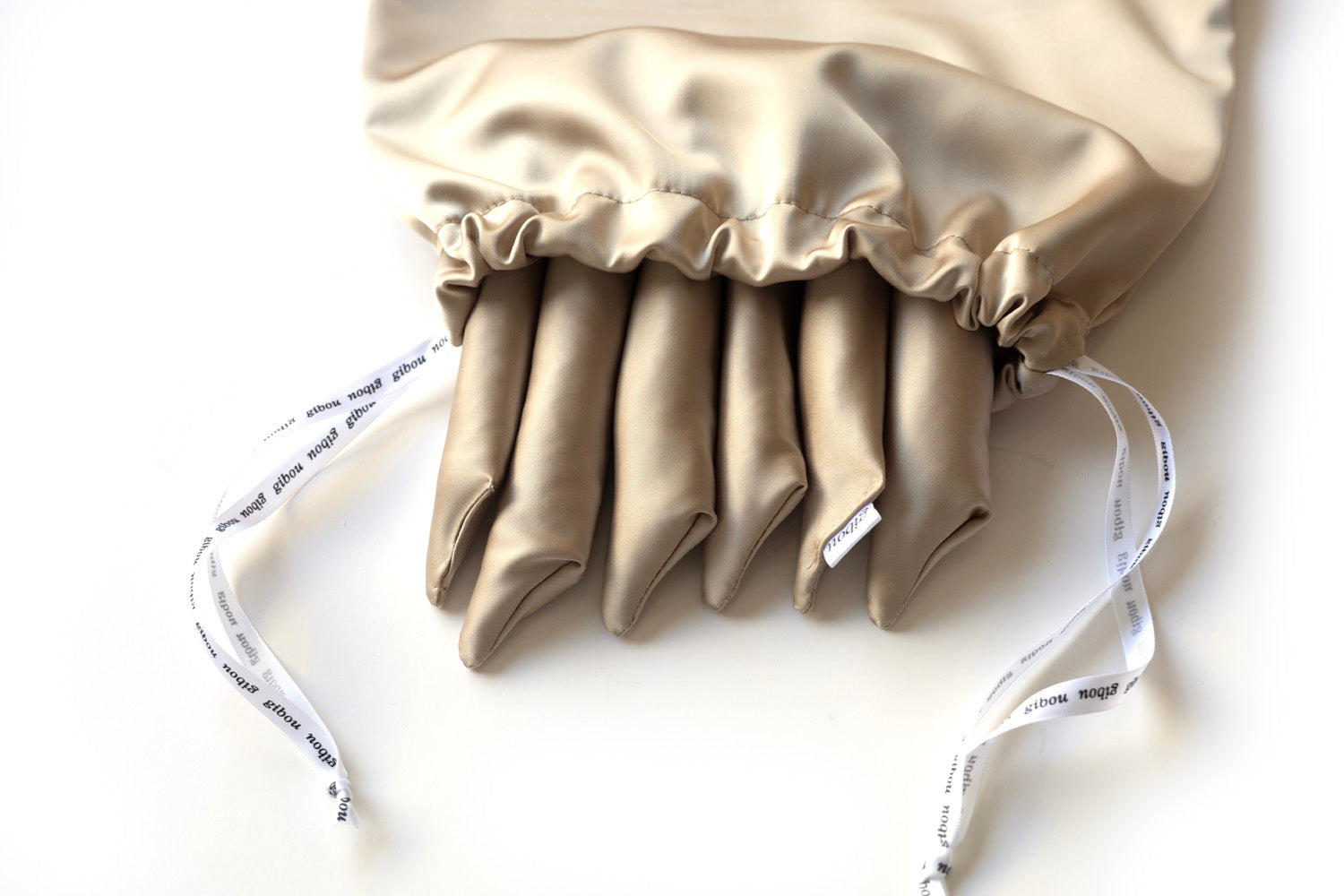 Ensemble de 6 mini rouleaux pour boucles sans chaleur (stock)