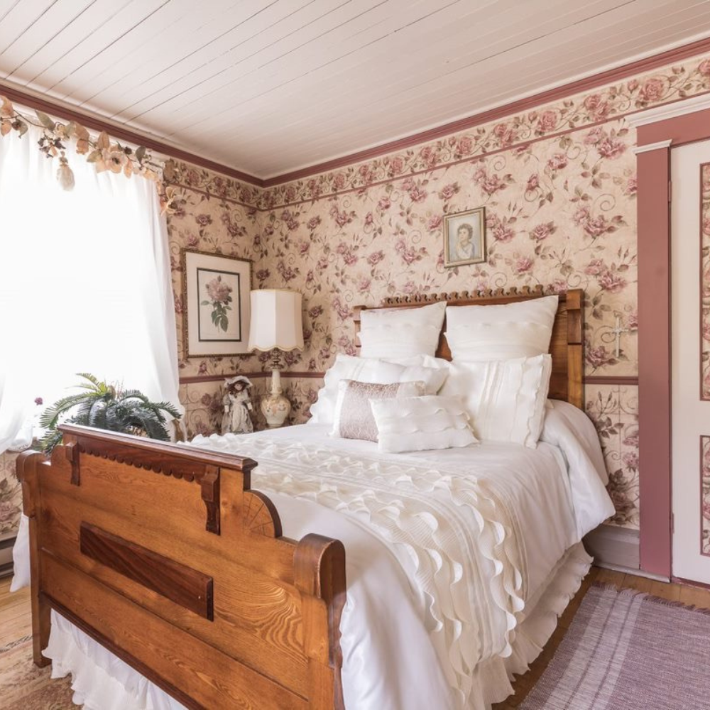 Nuitée romantique avec panier cadeau pour 2 personnes - La Maison du Notaire