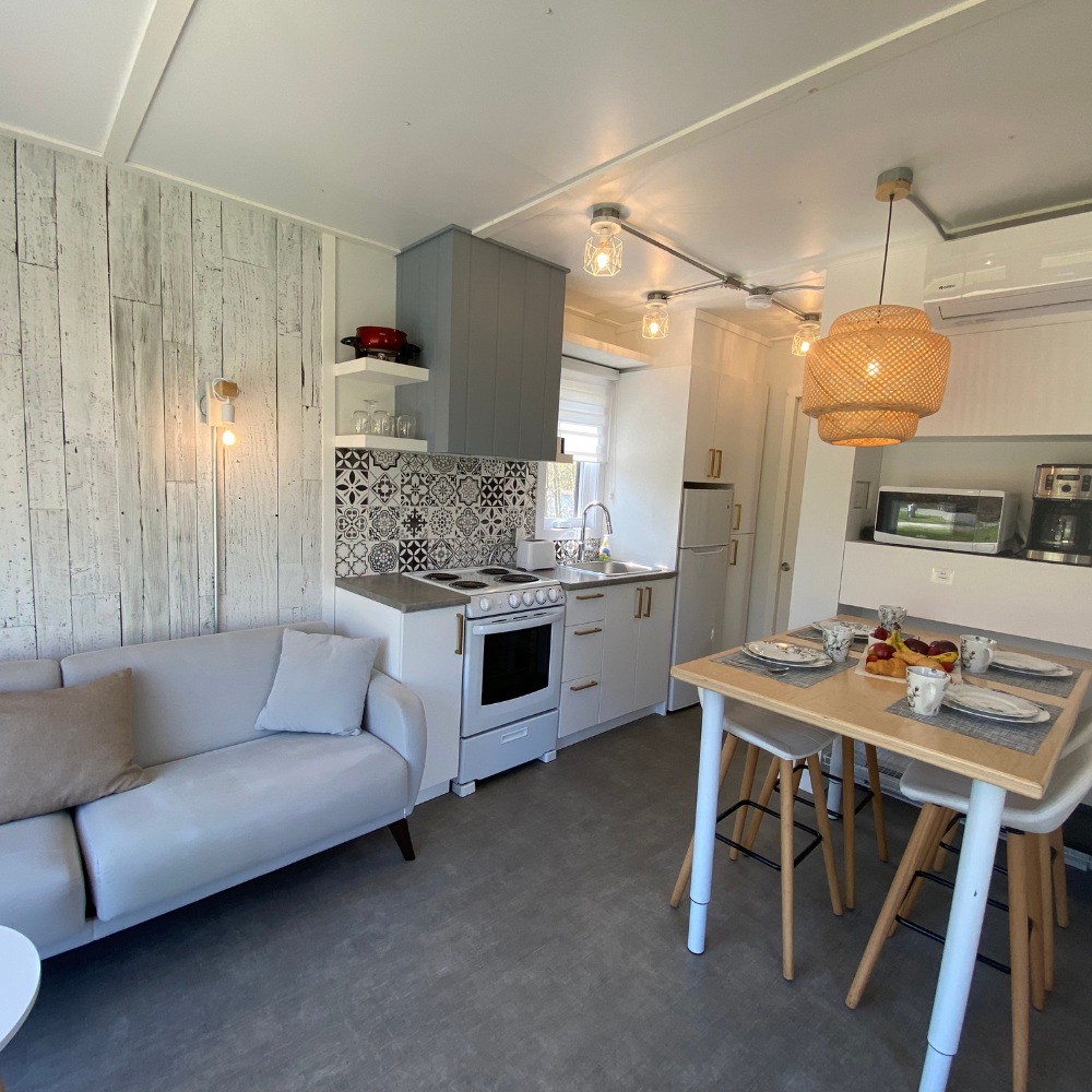 Nuitée en Coolbox à Val-Saint-Côme pour 1 à 4 personnes - Coolbox