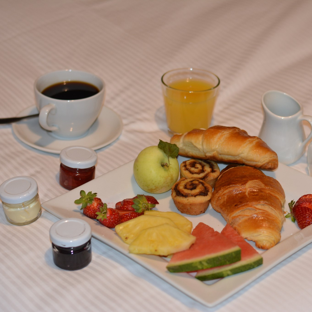Overnight stay, meal and massage for 2 people - Auberge Alpine Inn