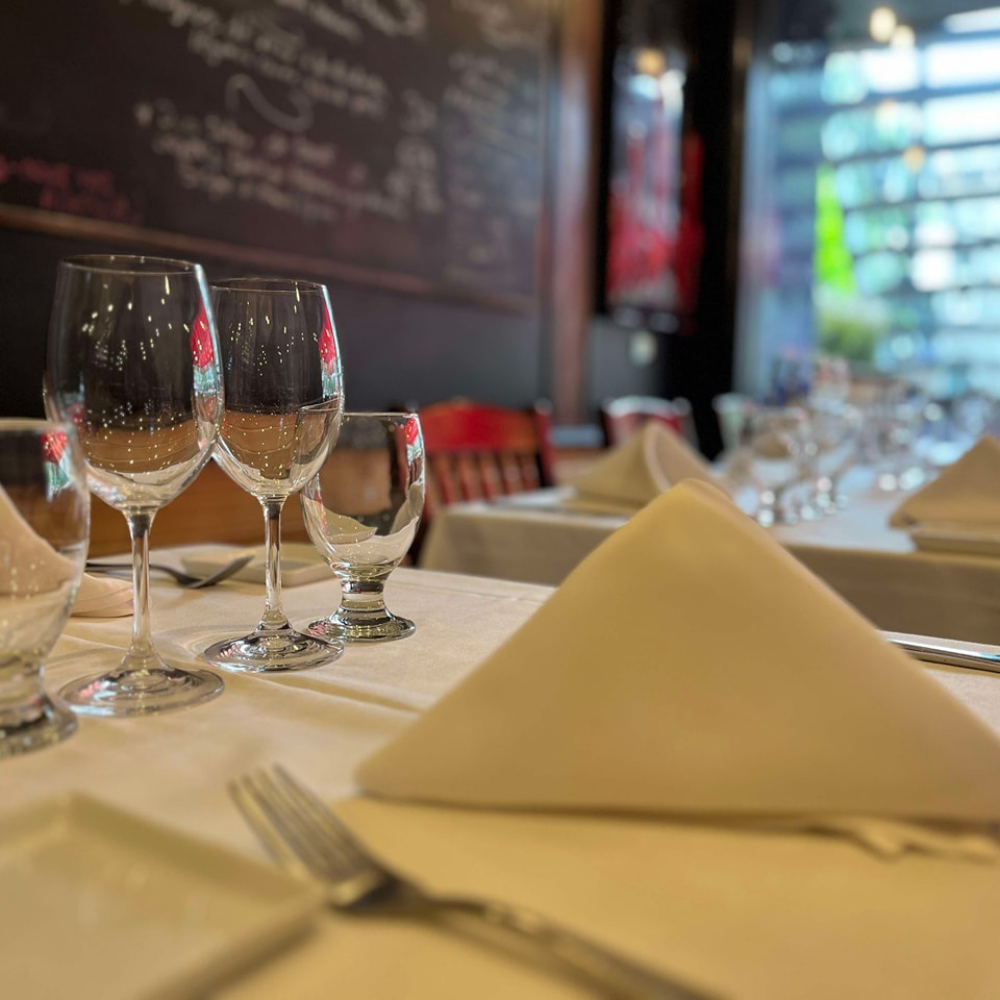 6-course gourmet meal for 2 people - Le Bleu Raisin