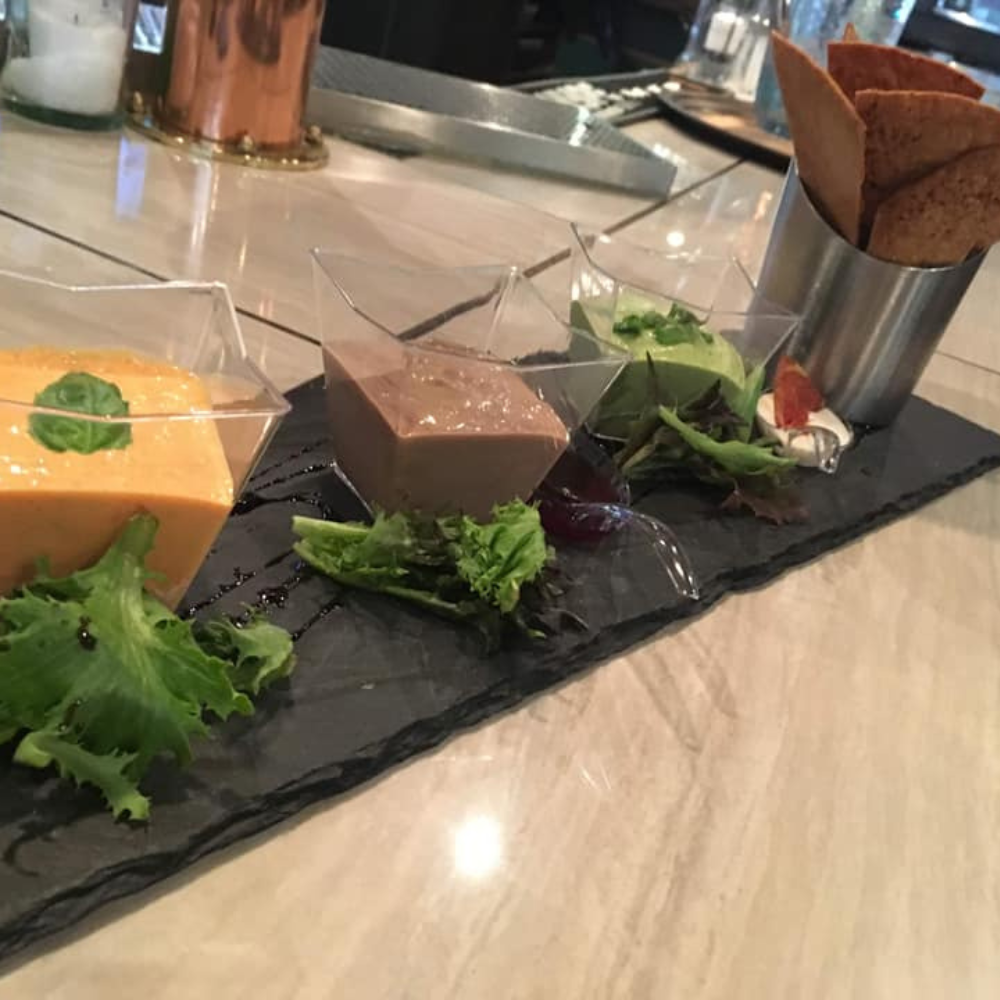 Repas gastronomique et vin pour 2 personnes - Resto-Bar L'indécis