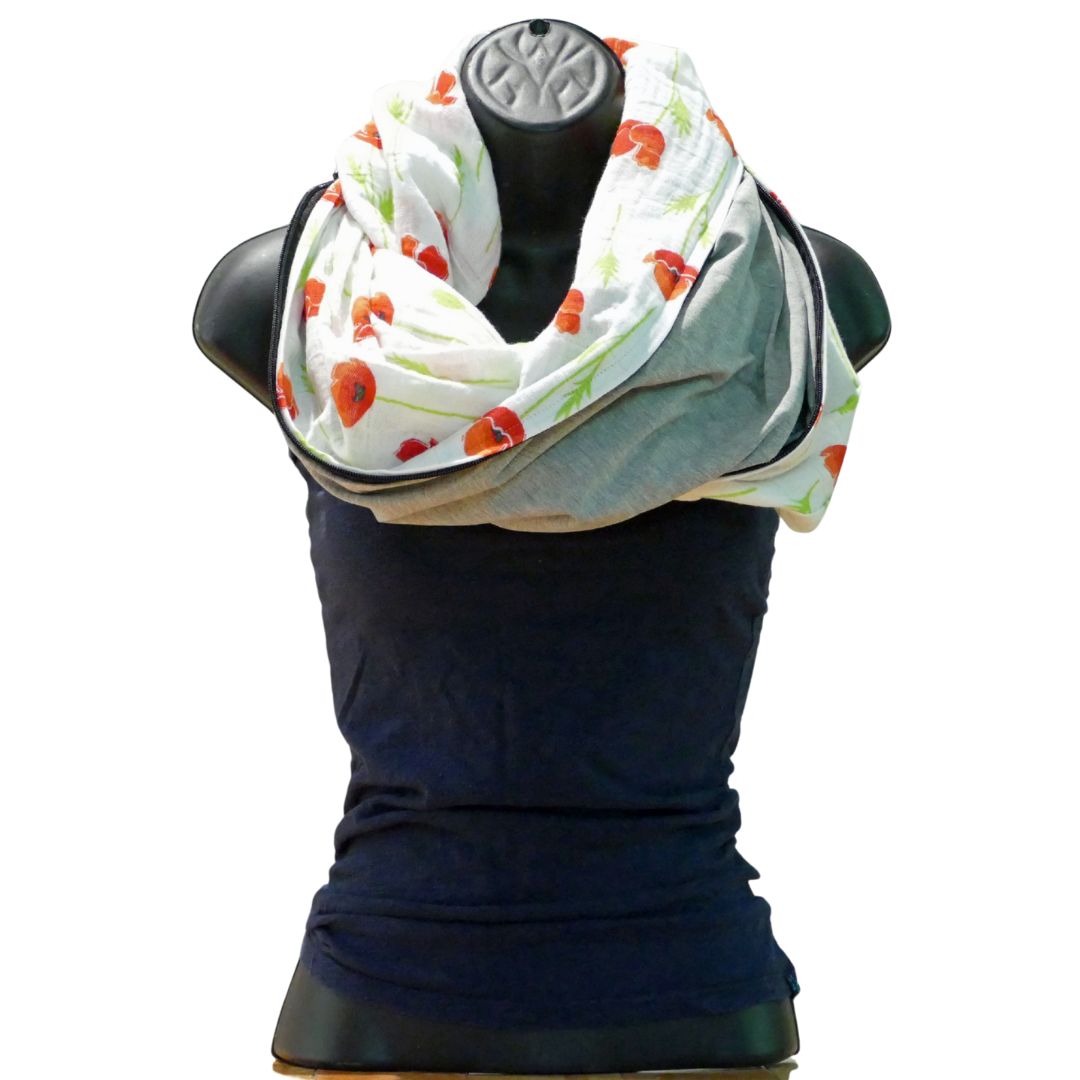 Foulard infini blanc aux motifs de fleurs rouges