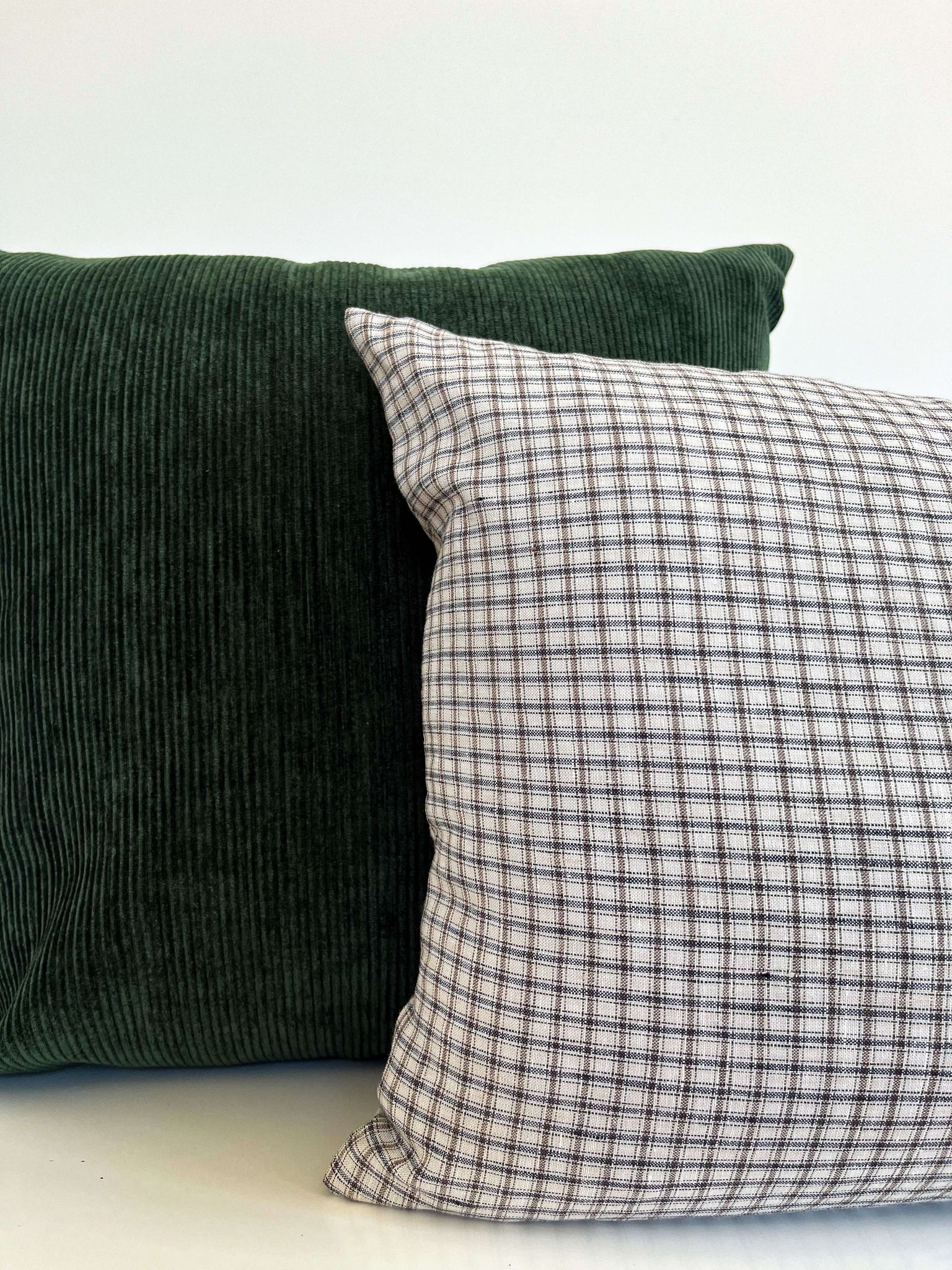 Housse de coussin Jorane | Velours côtelé vert jungle