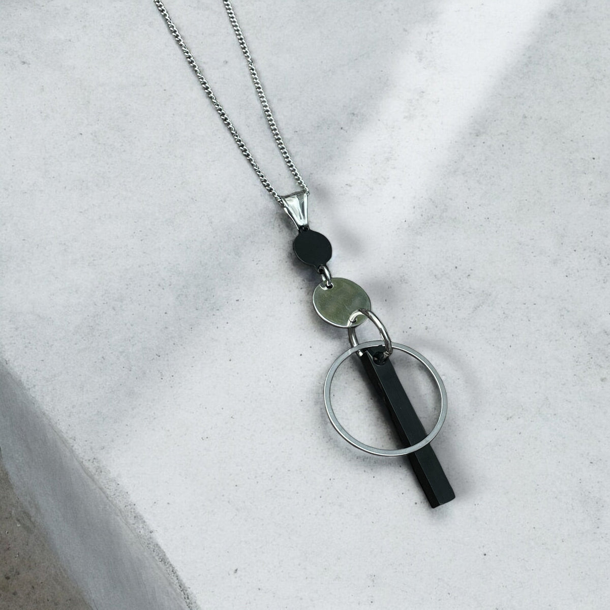 Collier long anneau stylisé - M Fantaisies Bijoux Artisanaux