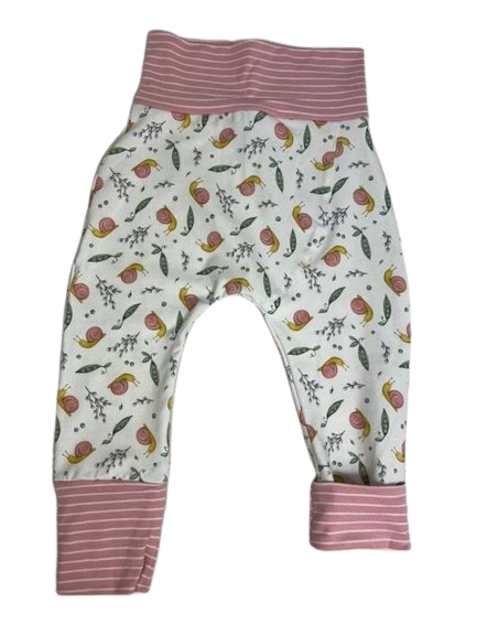 Panier-cadeau mon premier ensemble pantalon évolutif
