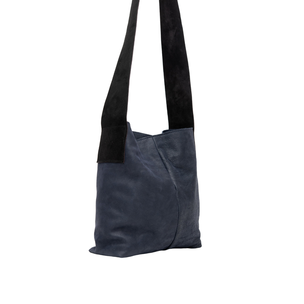 QUADRATO model leather tote bag