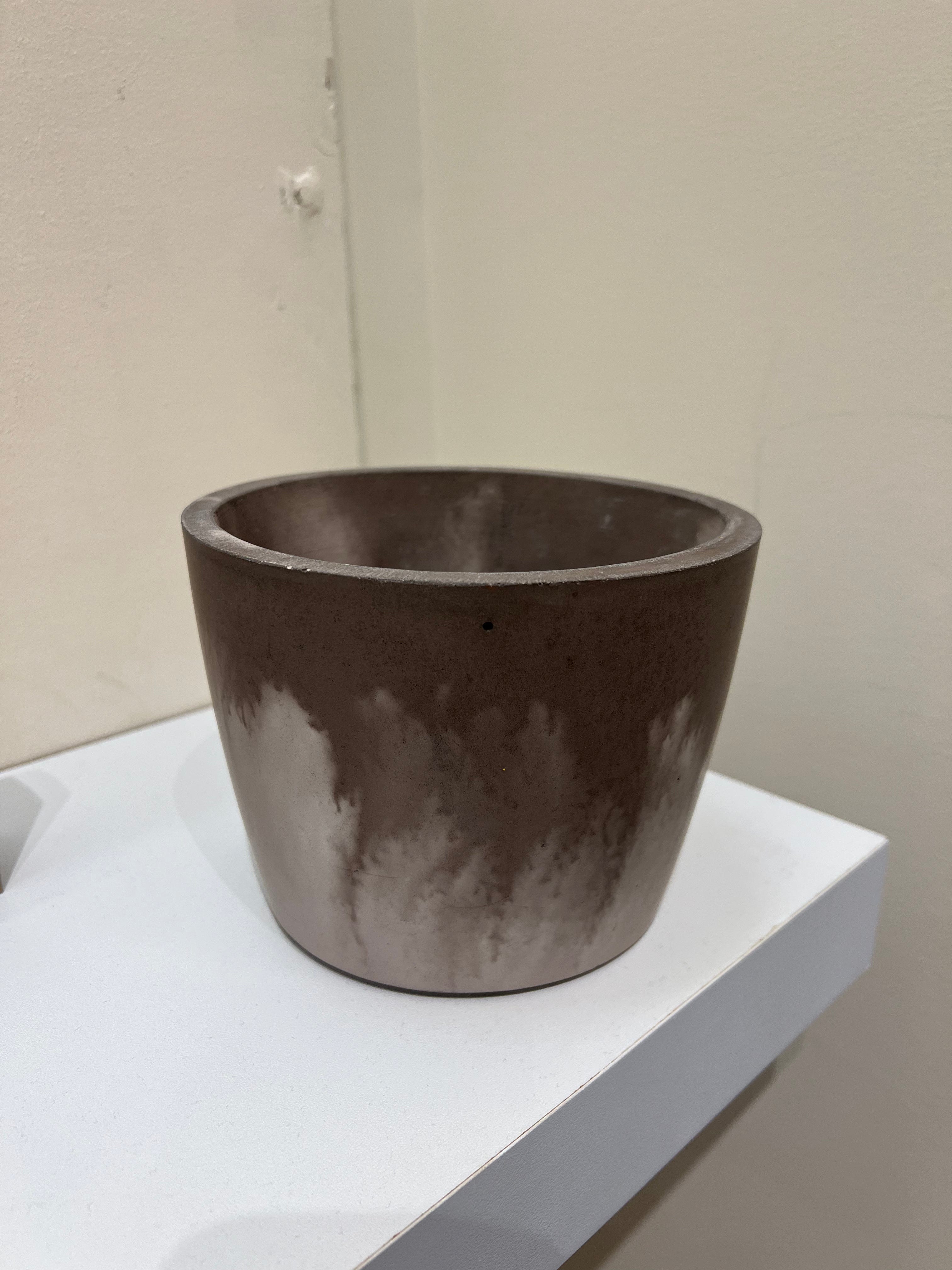 Concrete pot cover
