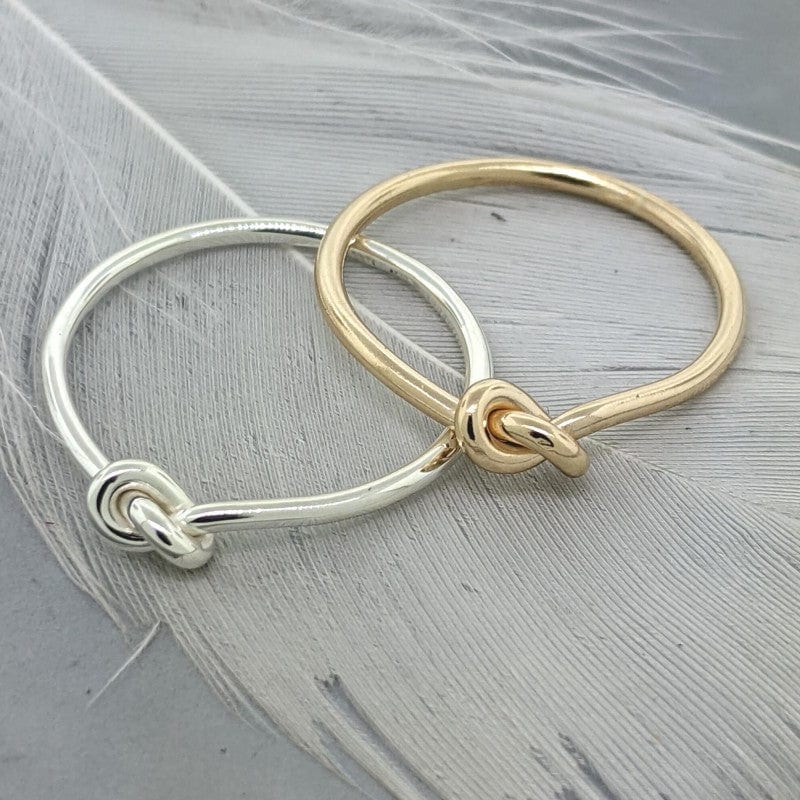 Tight knot ring