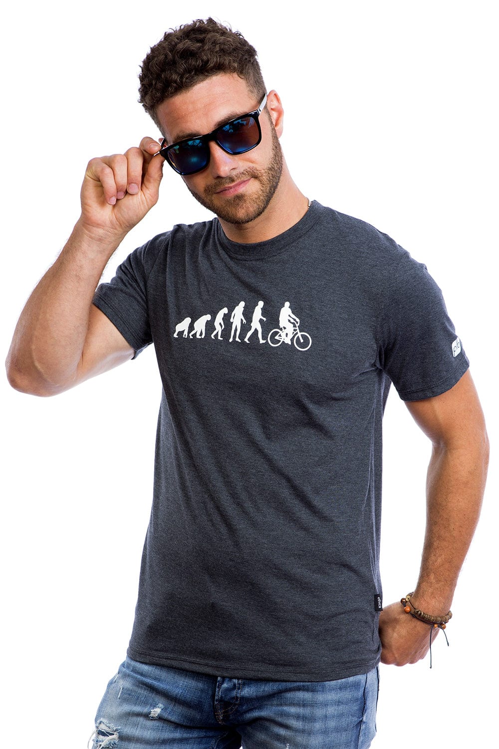 T-shirt pour homme - Évolution